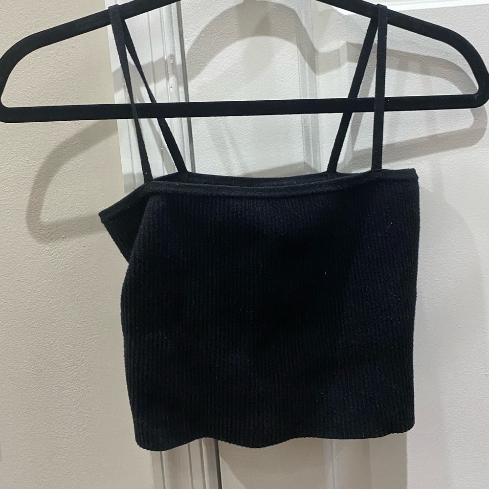 Kendall & Kylie cropped tank
